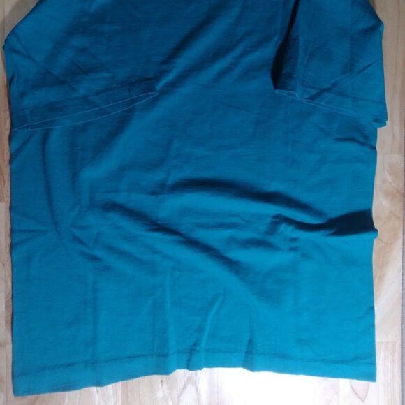 Vintage STX Wolves Graphic T-Shirt - Picture 7 of 9